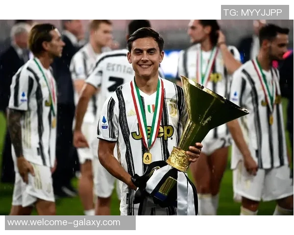 迪巴拉传射建功意甲参与200球庆祝晒披萨照喜悦满满